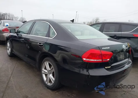 2014 Volkswagen Passat 1.8T Se from USA, damaged, VIN 1VWBT7A35EC085549